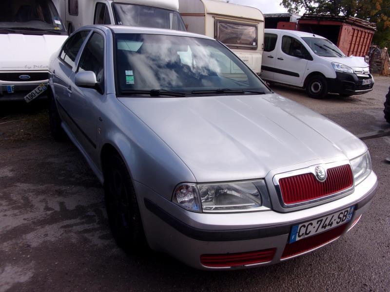 Verin de coffre SKODA OCTAVIA 1 PHASE 2 Diesel - 1