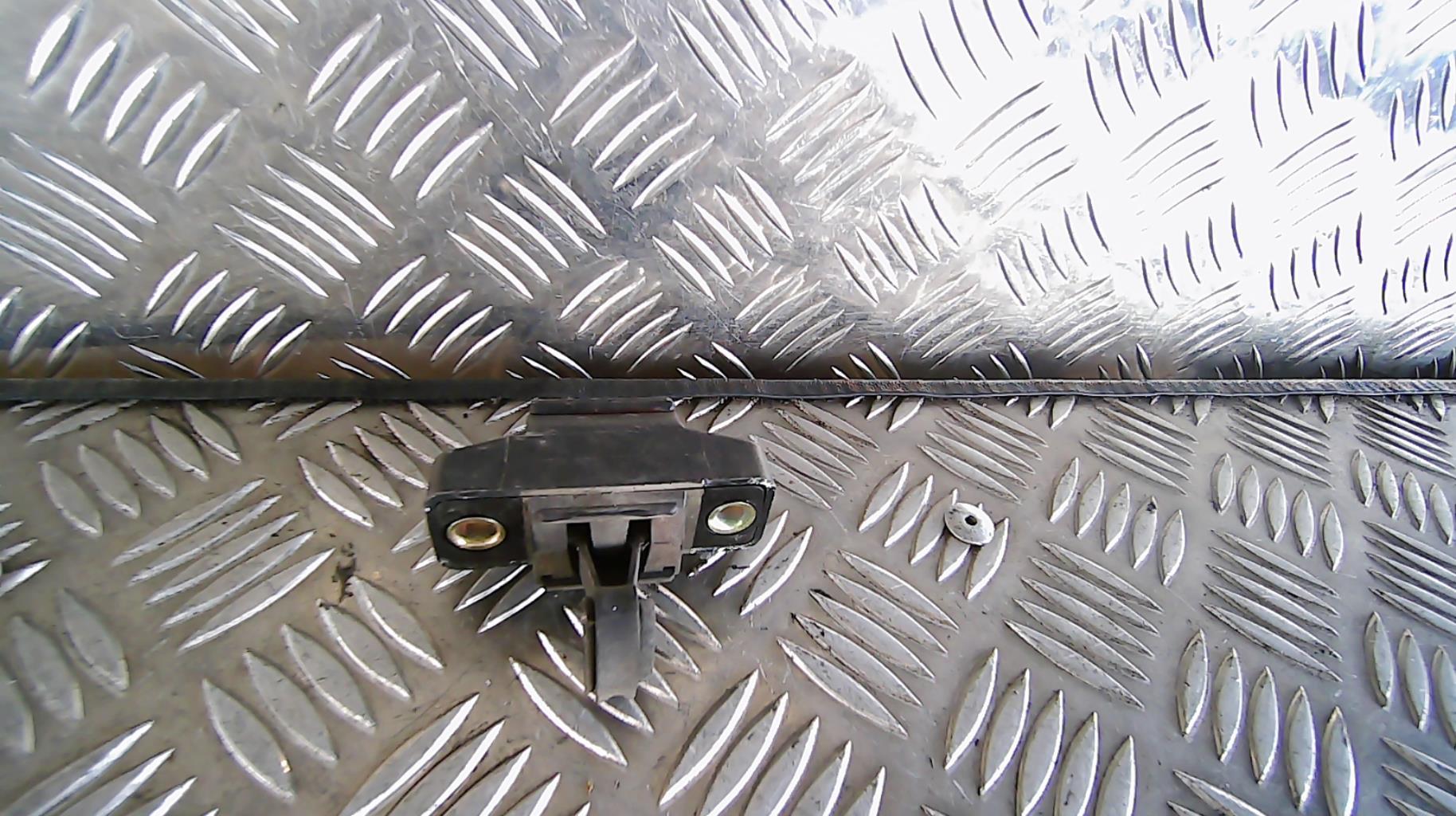 Serrure de hayon RENAULT CLIO 1 PHASE 2 Essence - 1