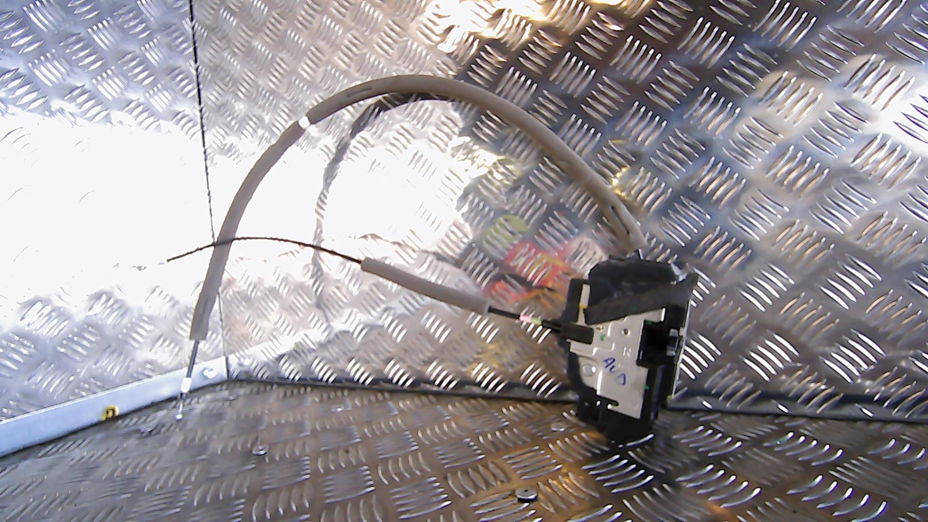 Serrure avant droit NISSAN NOTE 2 Essence - 1