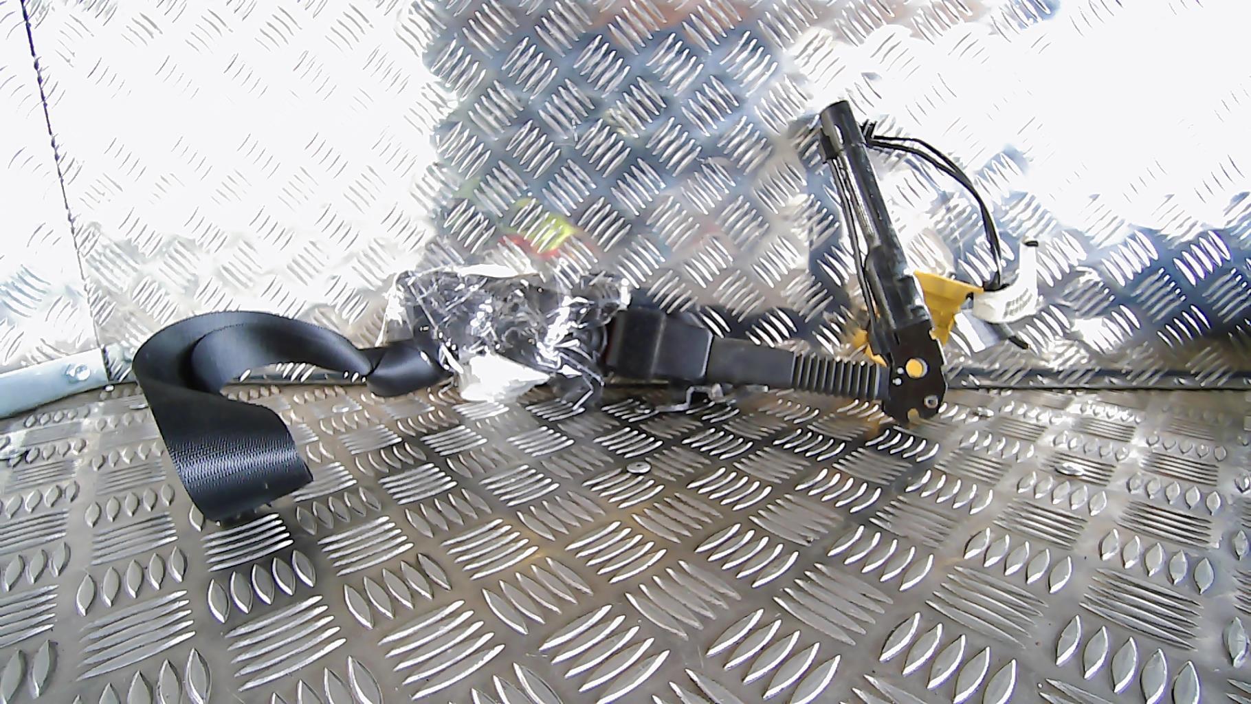 Ceinture avant gauche BMW SERIE 1 E87 PHASE 2 Diesel - 1