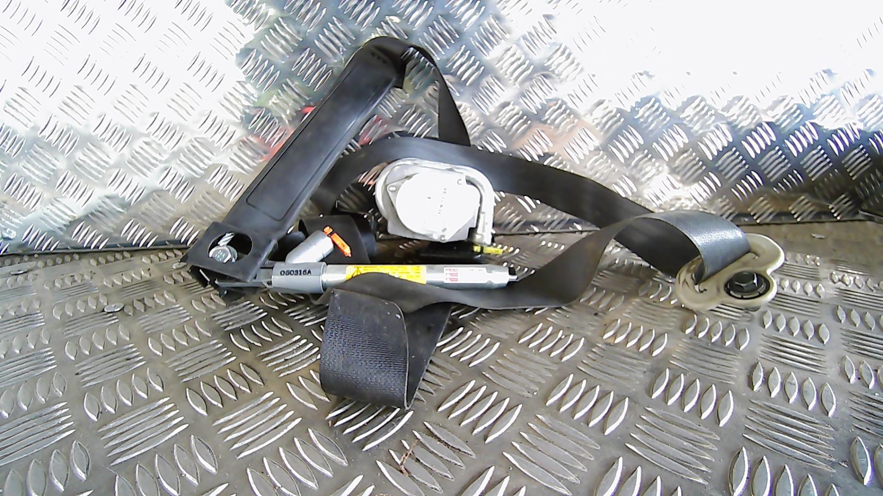Ceinture avant gauche NISSAN NOTE 1 PHASE 1 Essence - 1
