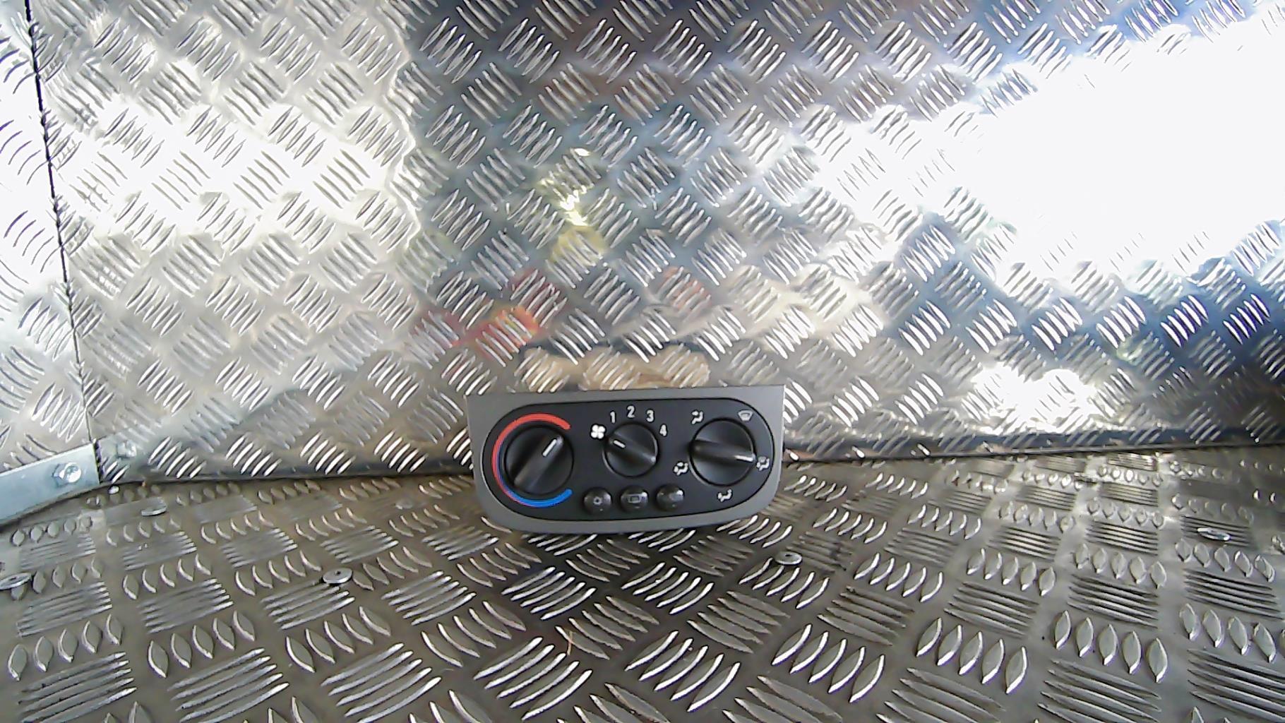 Commande chauffage OPEL CORSA C PHASE 2 Diesel - 1