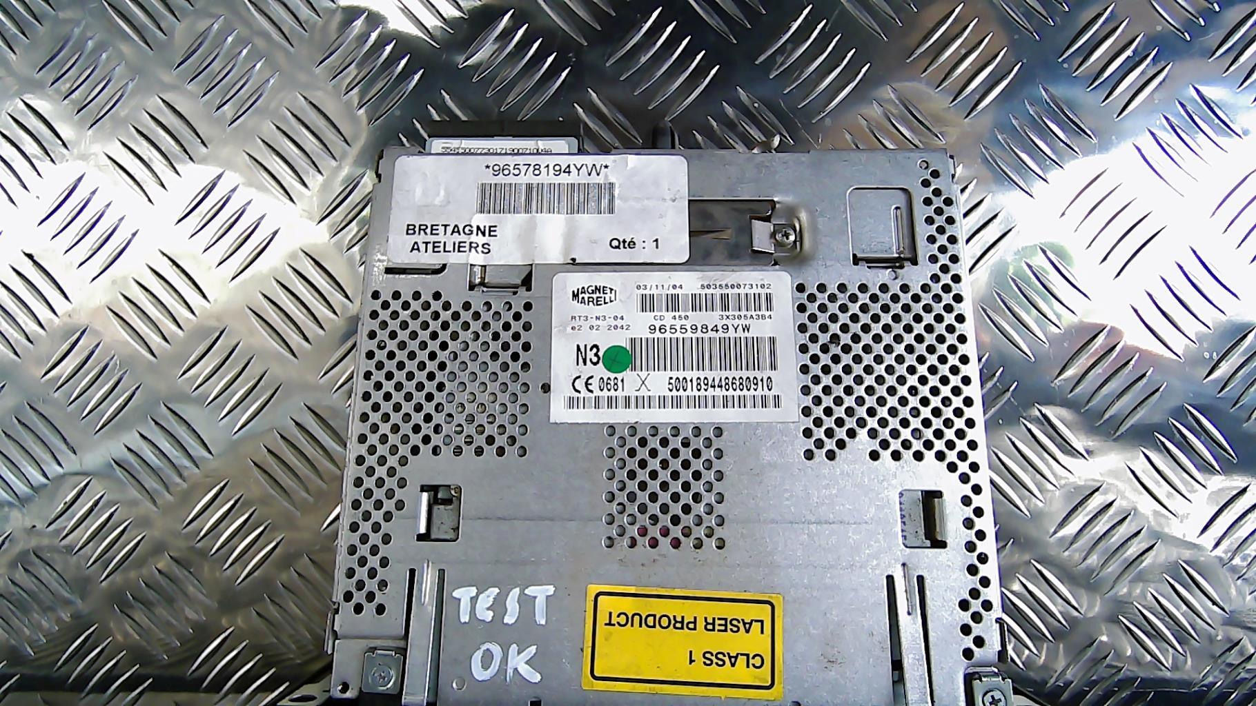 Autoradio d'origine CITROEN C5 1 PHASE 2 BREAK Diesel - 1