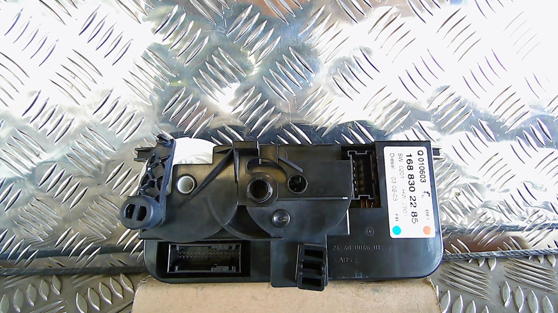 Commande chauffage MERCEDES CLASSE A 168 PHASE 2 Diesel - 1