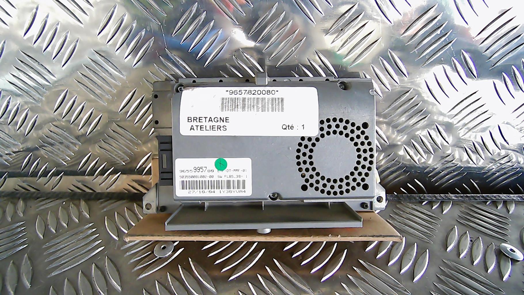Ecran GPS CITROEN C5 1 PHASE 2 BREAK Diesel - 1