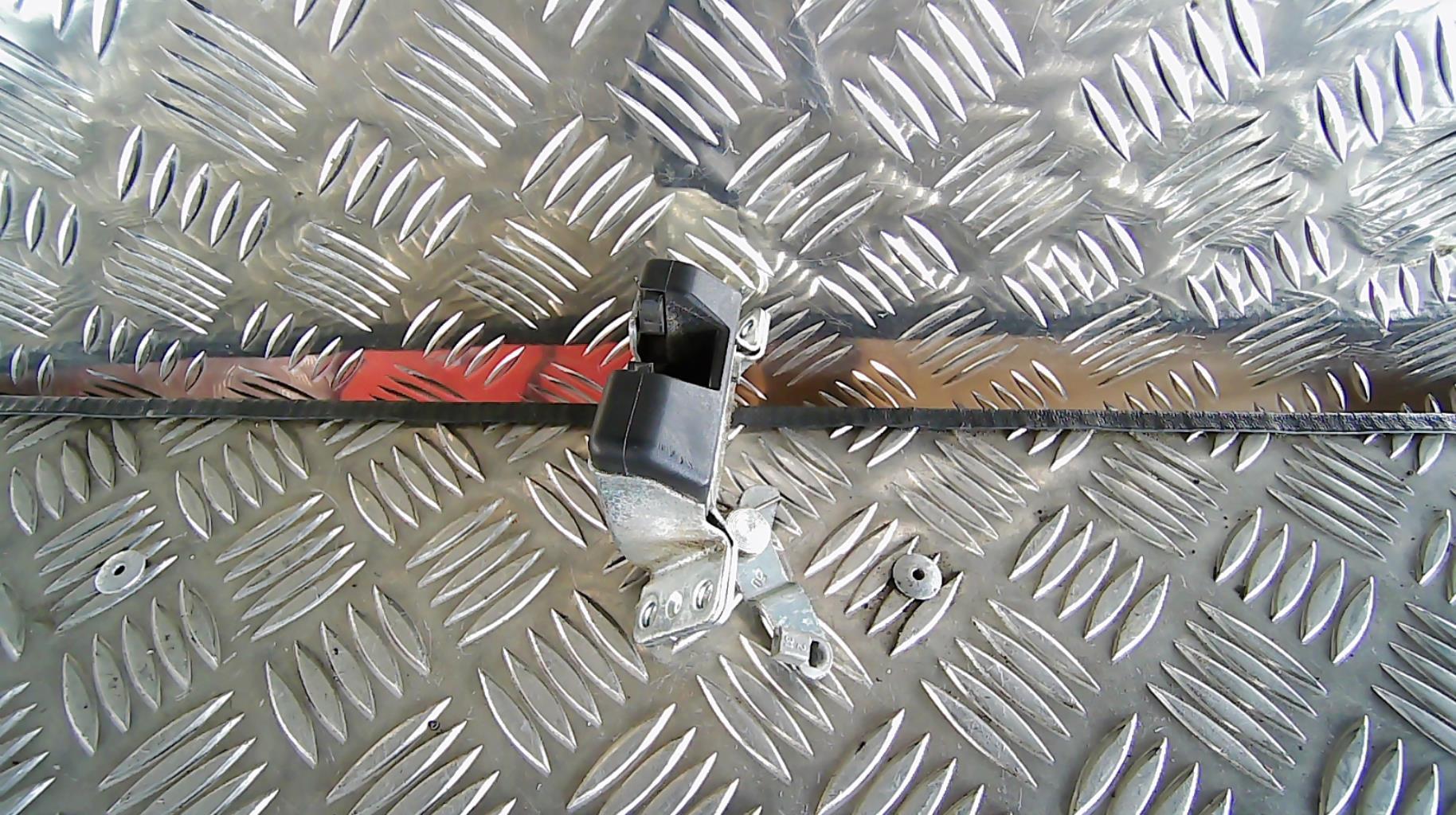Serrure de coffre OPEL ZAFIRA A Diesel - 1