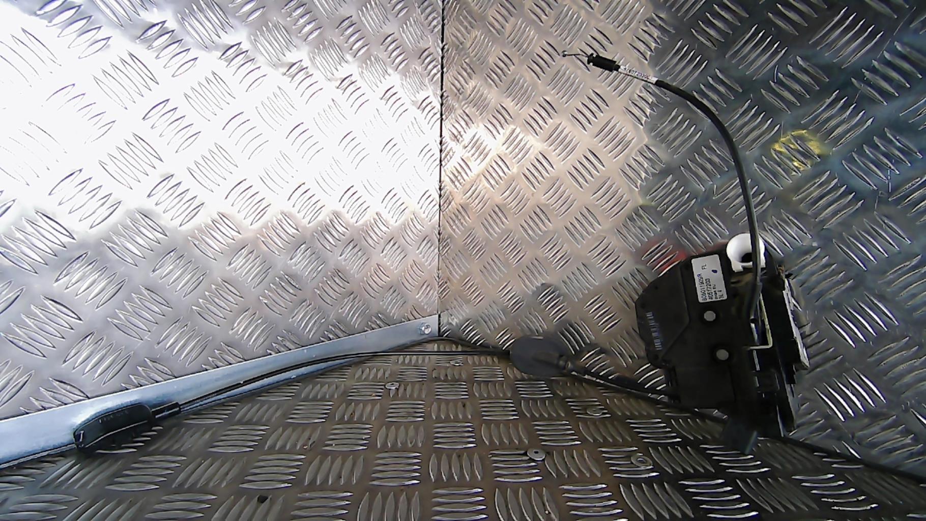 Serrure avant gauche RENAULT CLIO 4 PHASE 1 Diesel - 1