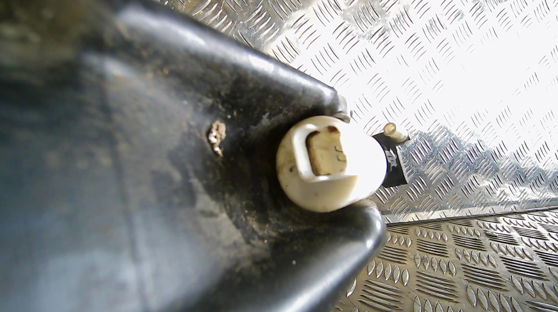 Vase de lave glace PEUGEOT 307 PHASE 2 CABRIOLET Diesel - 1