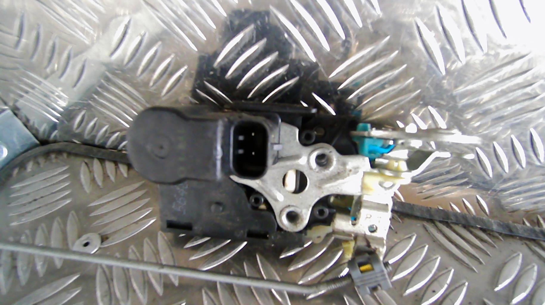 Serrure avant droit CHEVROLET SPARK PHASE 1 Essence - 1