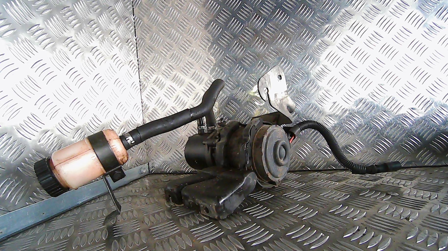 Pompe de direction CITROEN SAXO PHASE 2 Essence - 1