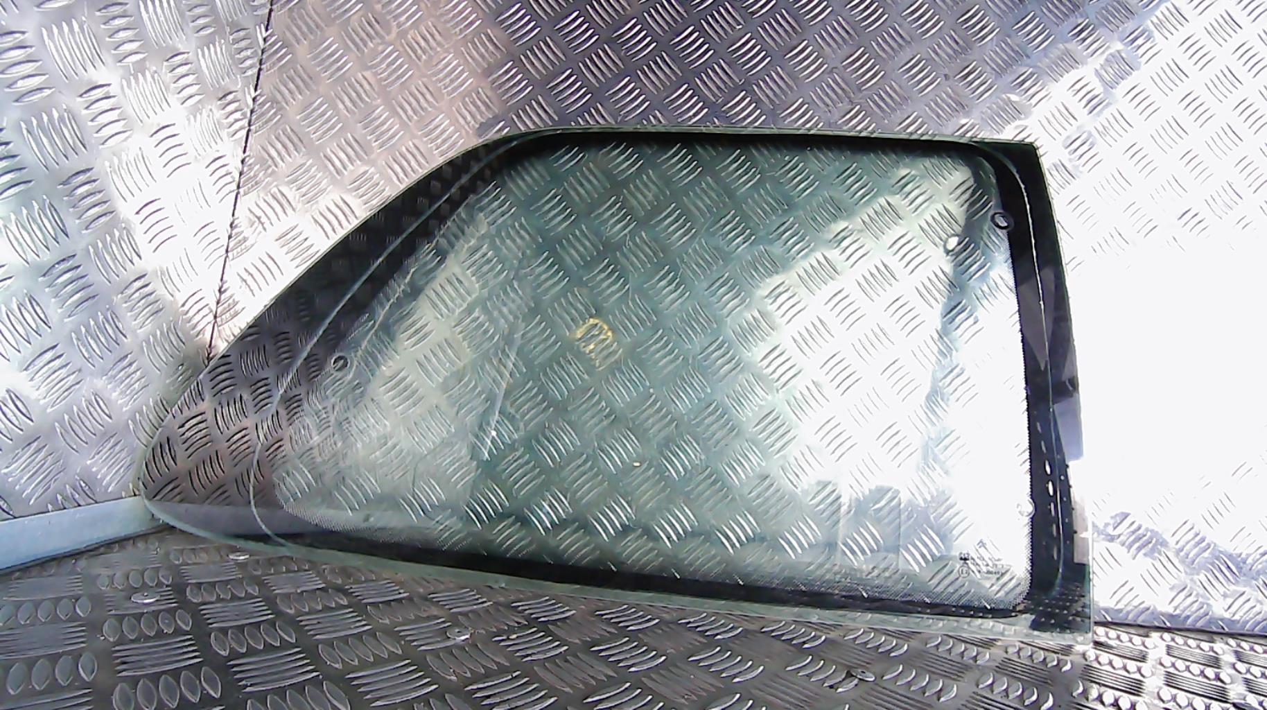 Custode arriere droit CITROEN SAXO  - 1