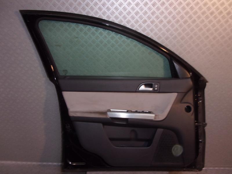 Porte avant gauche VOLVO V 50 PHASE 1 BREAK Diesel - 1