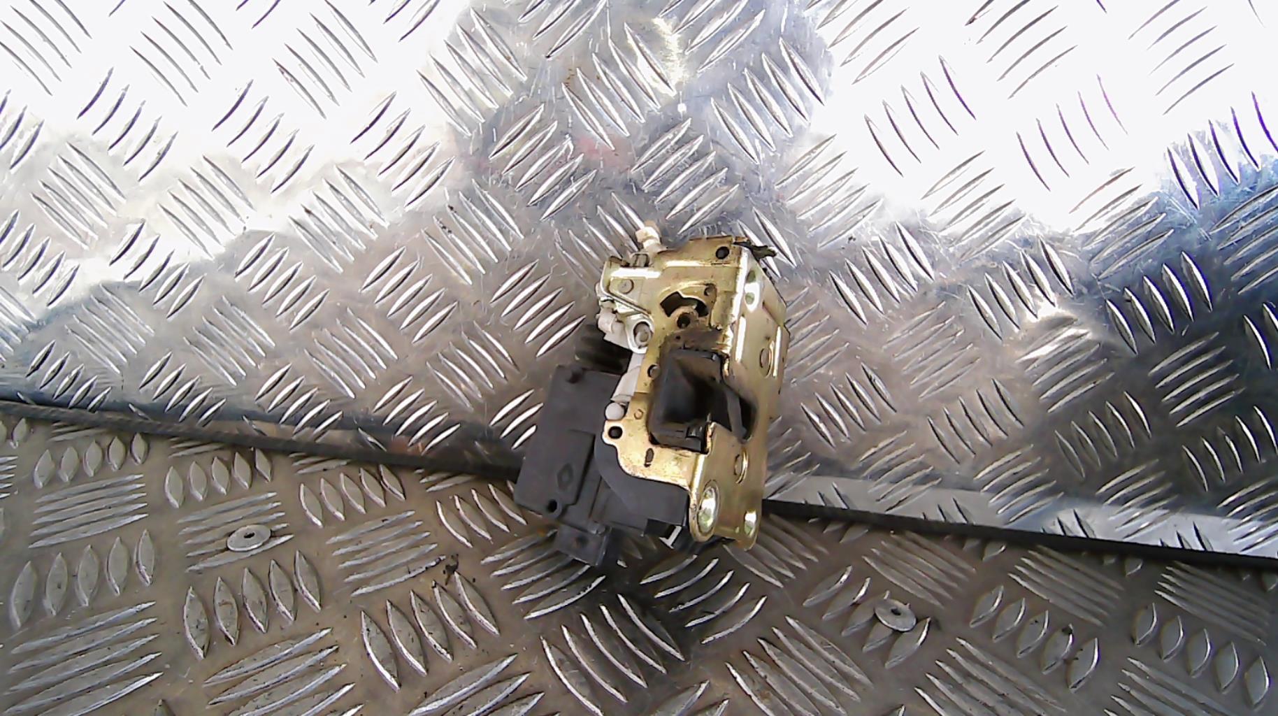 Serrure arriere gauche RENAULT CLIO 1 PHASE 2 Essence - 1