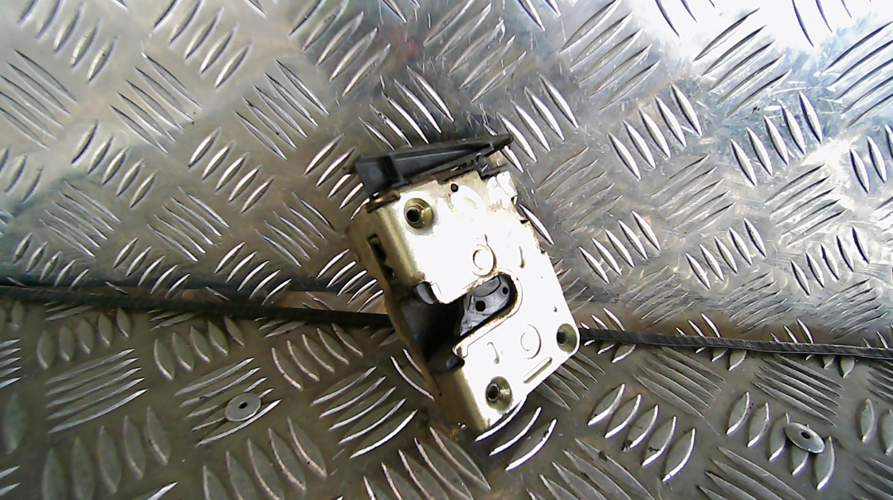 Serrure avant droit RENAULT SUPER 5 Essence - 1