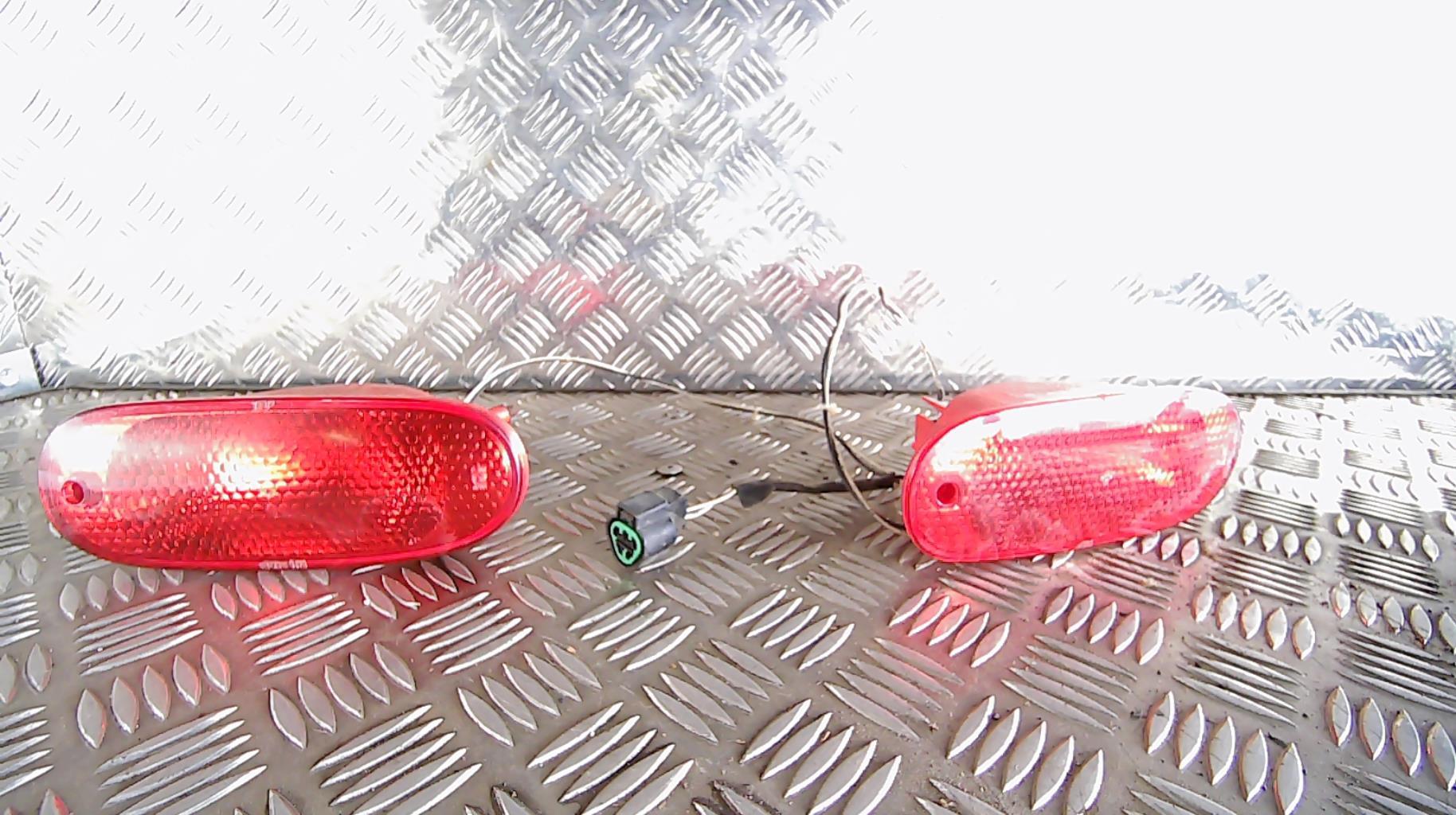 Anti brouillard arriere HYUNDAI COUPE 2 PHASE 1 Essence - 1