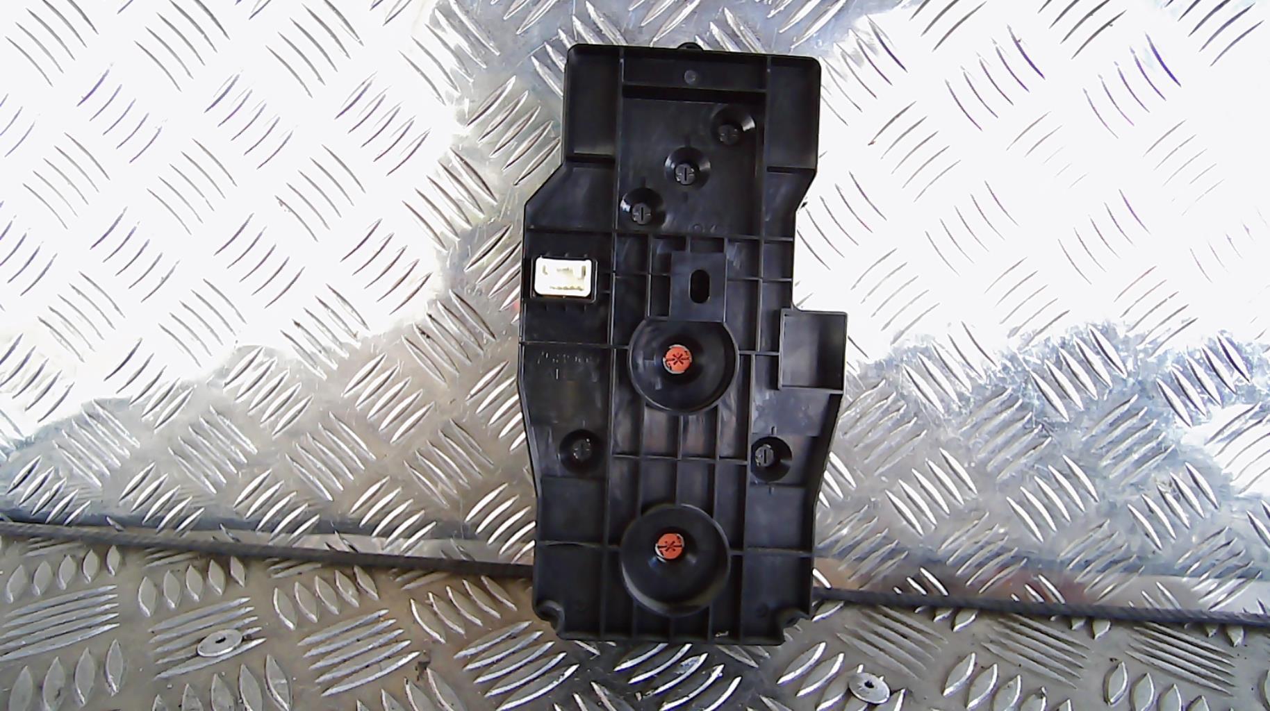 Commande chauffage TOYOTA YARIS 2 PHASE 1 Diesel - 1