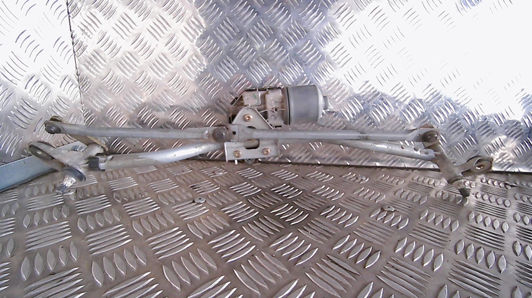 Mecanisme essuie glace avant AUDI A4 2 AVANT PHASE 2 BREAK Diesel - 1