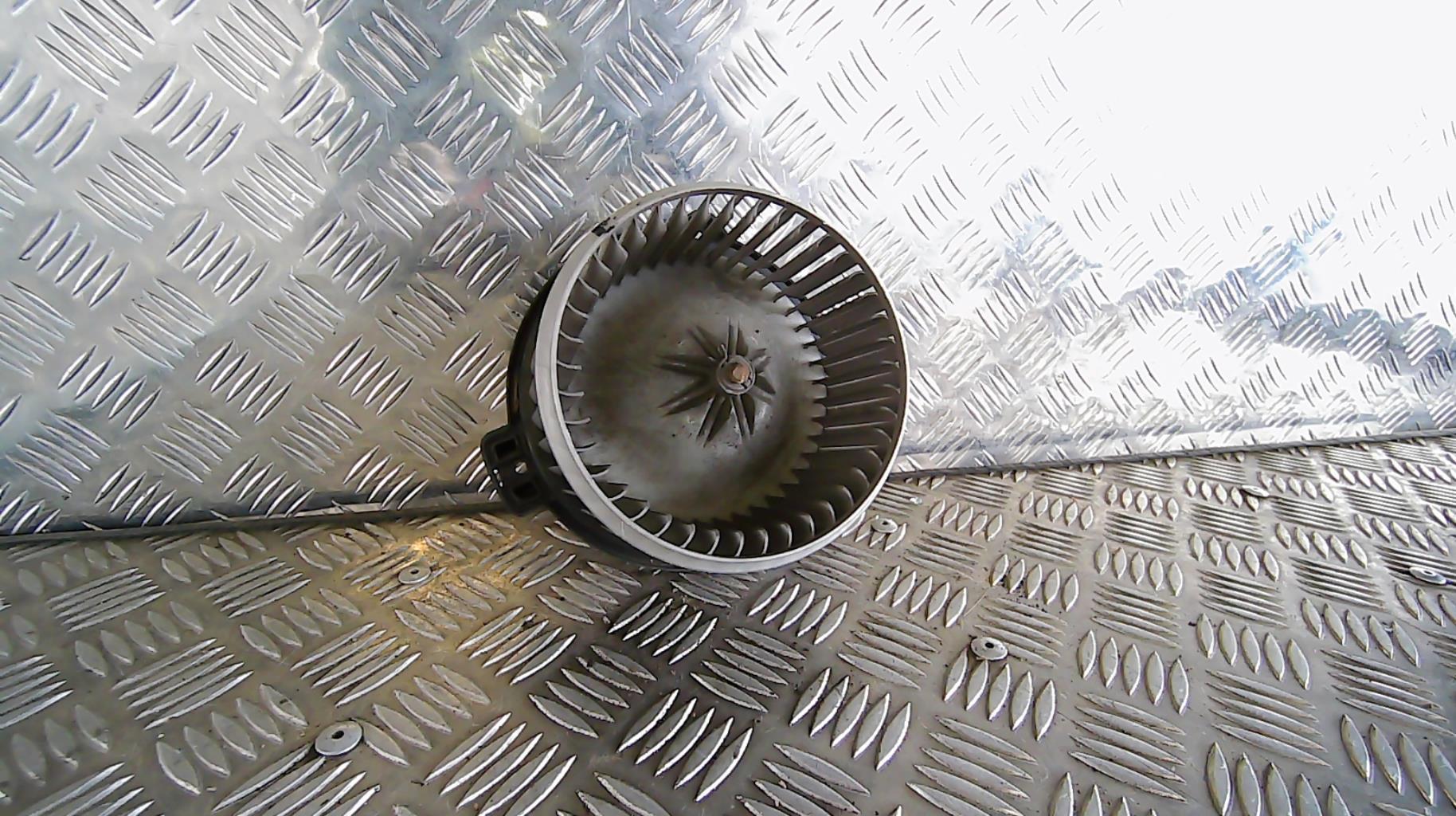 Ventilateur chauffage KIA CARNIVAL 1 Diesel - 1