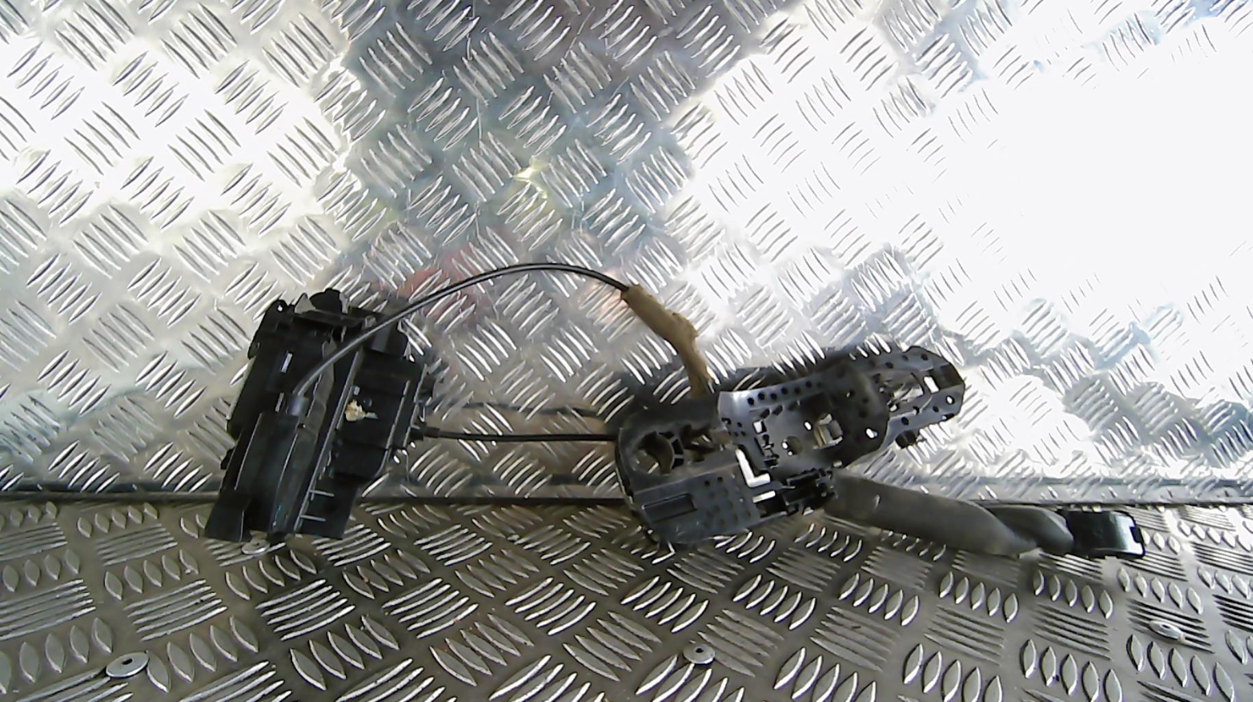 Serrure arriere droit RENAULT MEGANE 3 PHASE 1 BREAK Diesel - 1