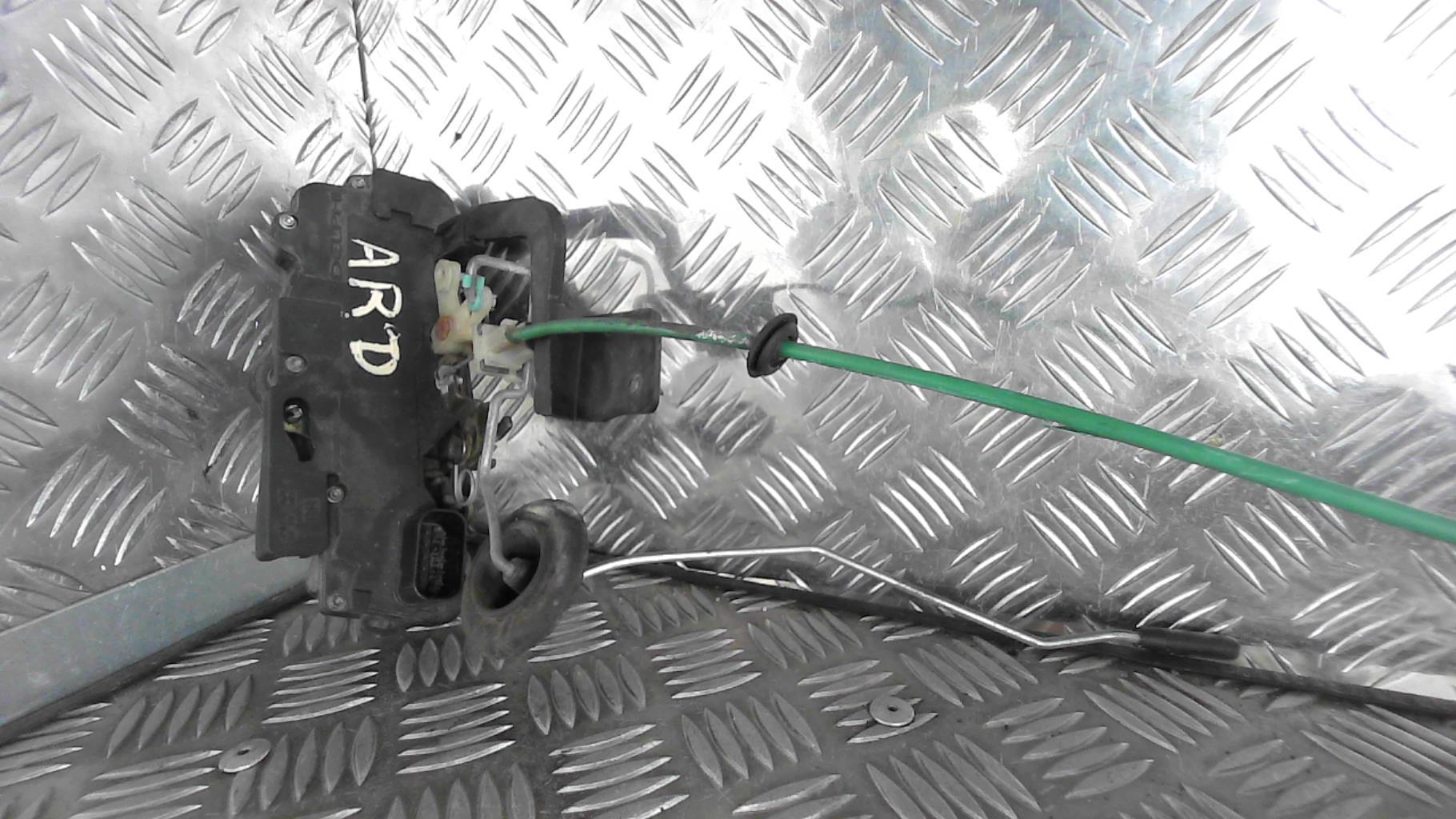 Serrure arriere droit FIAT STILO Diesel - 1