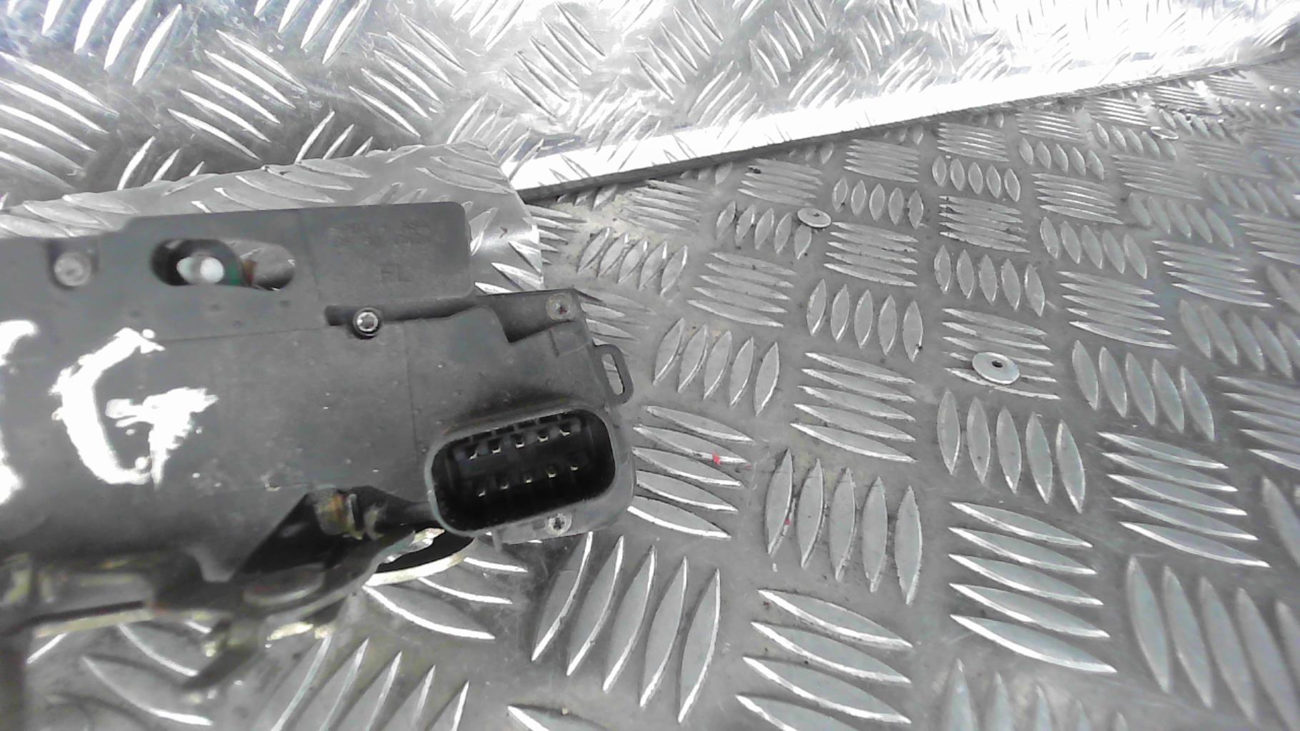 Serrure avant gauche FIAT STILO Diesel - 1