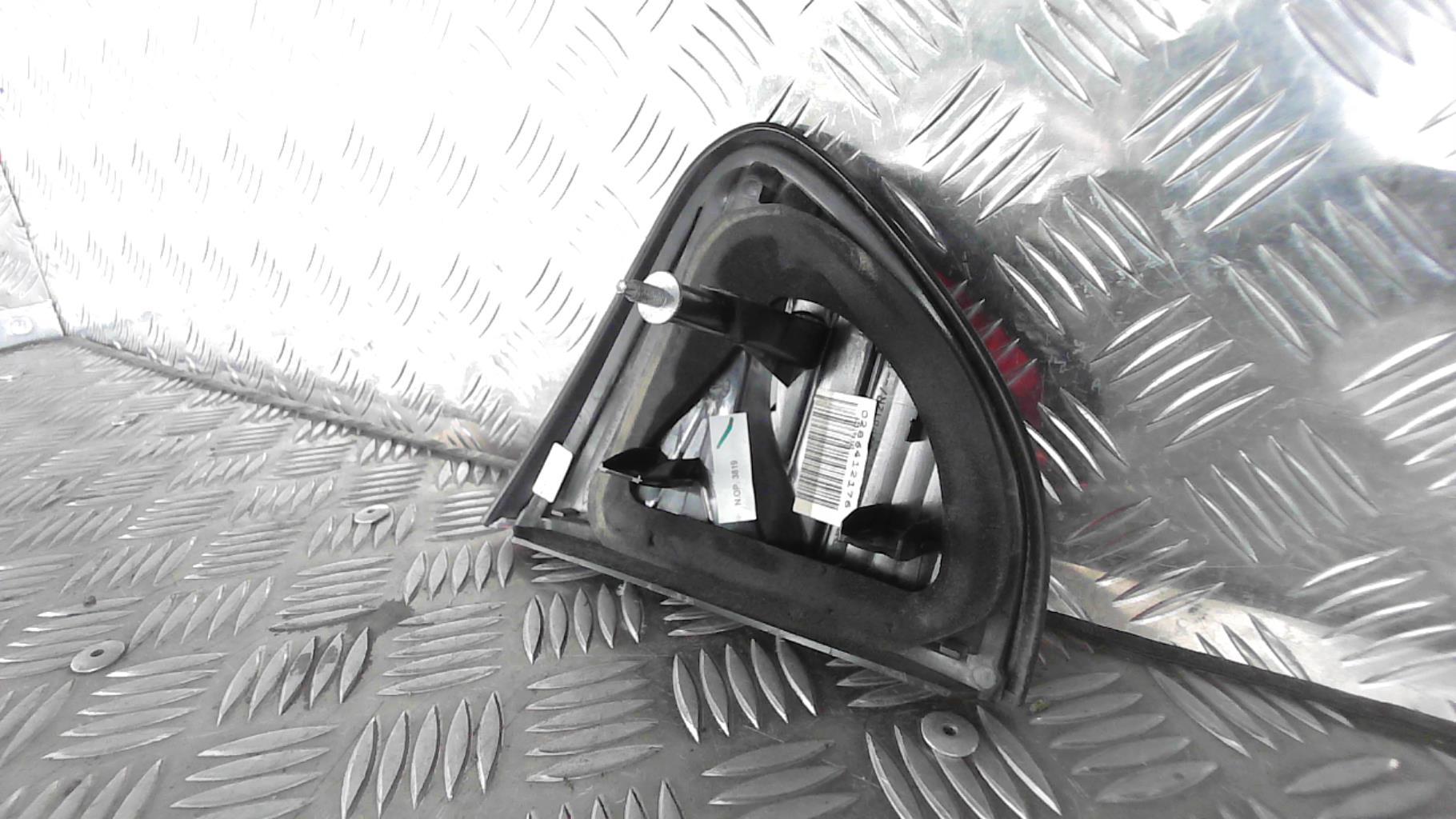 Feu arriere secondaire droit (feux) RENAULT CAPTUR 1 PHASE 1 Diesel - 1