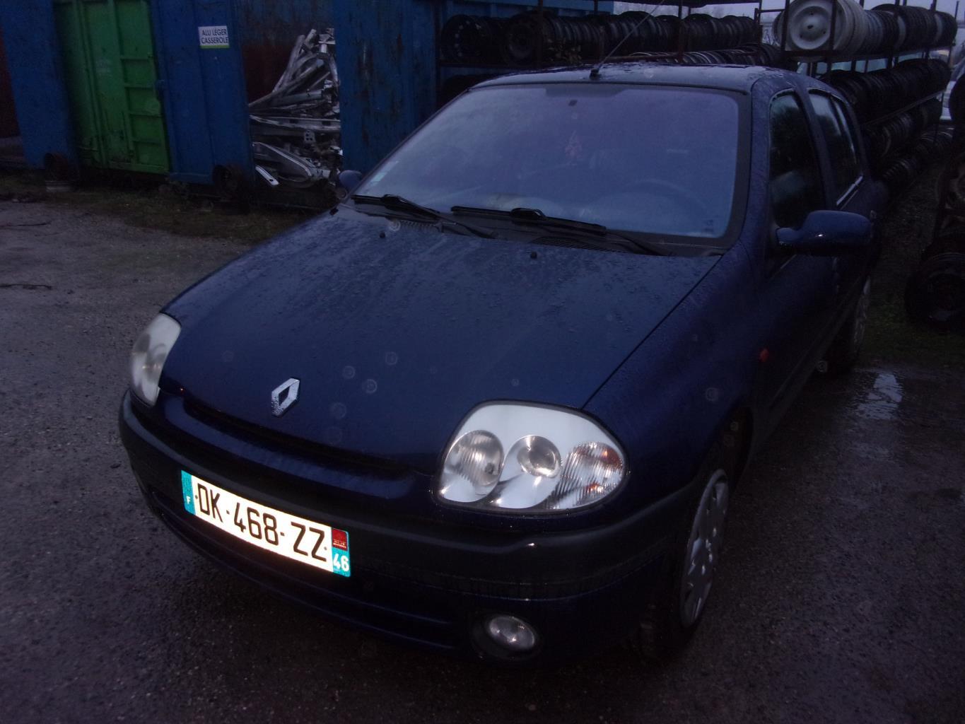 Aile avant droit RENAULT CLIO 2 PHASE 1 Essence - 1