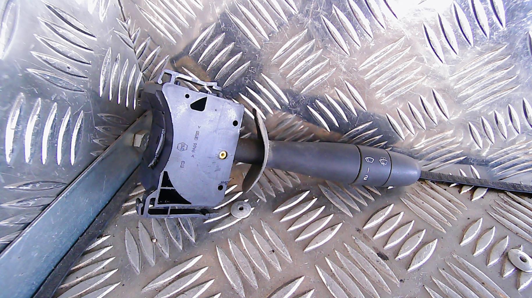 Commodo d'essuie glaces RENAULT TRAFIC 2 PHASE 1 Diesel - 1