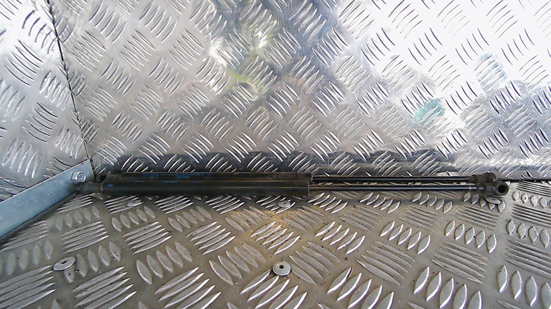 Verin de coffre FIAT PANDA 2 PHASE 1 Essence - 1
