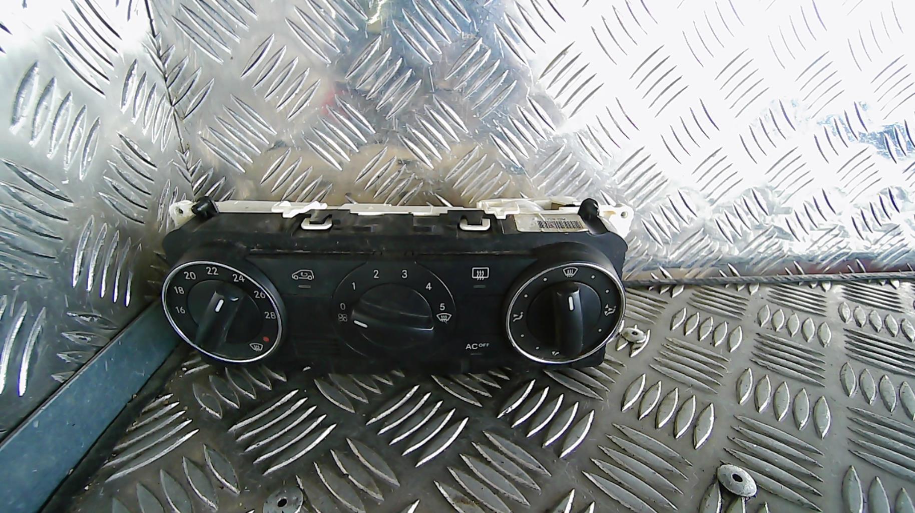 Commande chauffage MERCEDES CLASSE A 169 PHASE 1 Essence - 1