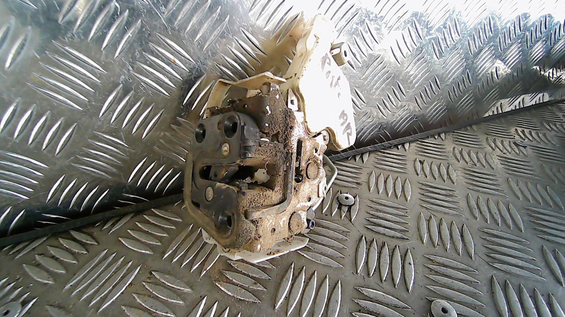 Serrure de coffre SUZUKI GRAND VITARA 2 PHASE 1 Diesel - 1