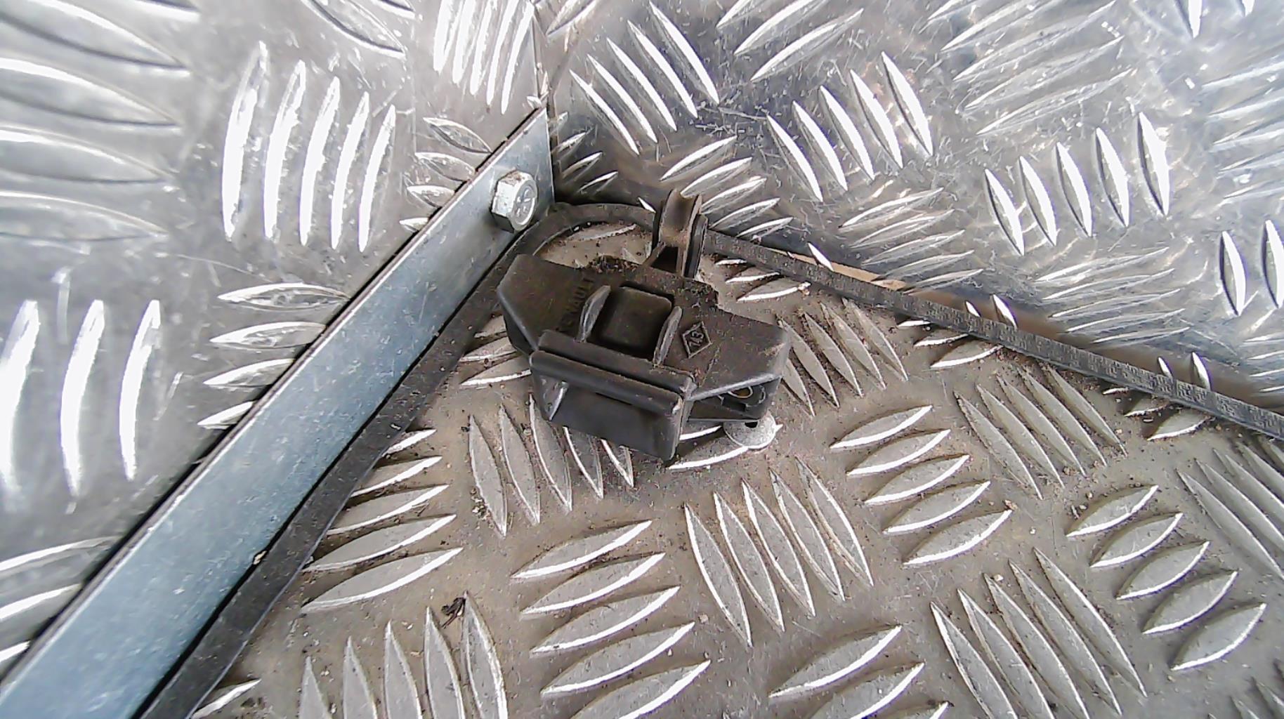 Serrure de hayon RENAULT CLIO 1 PHASE 2 Diesel - 1