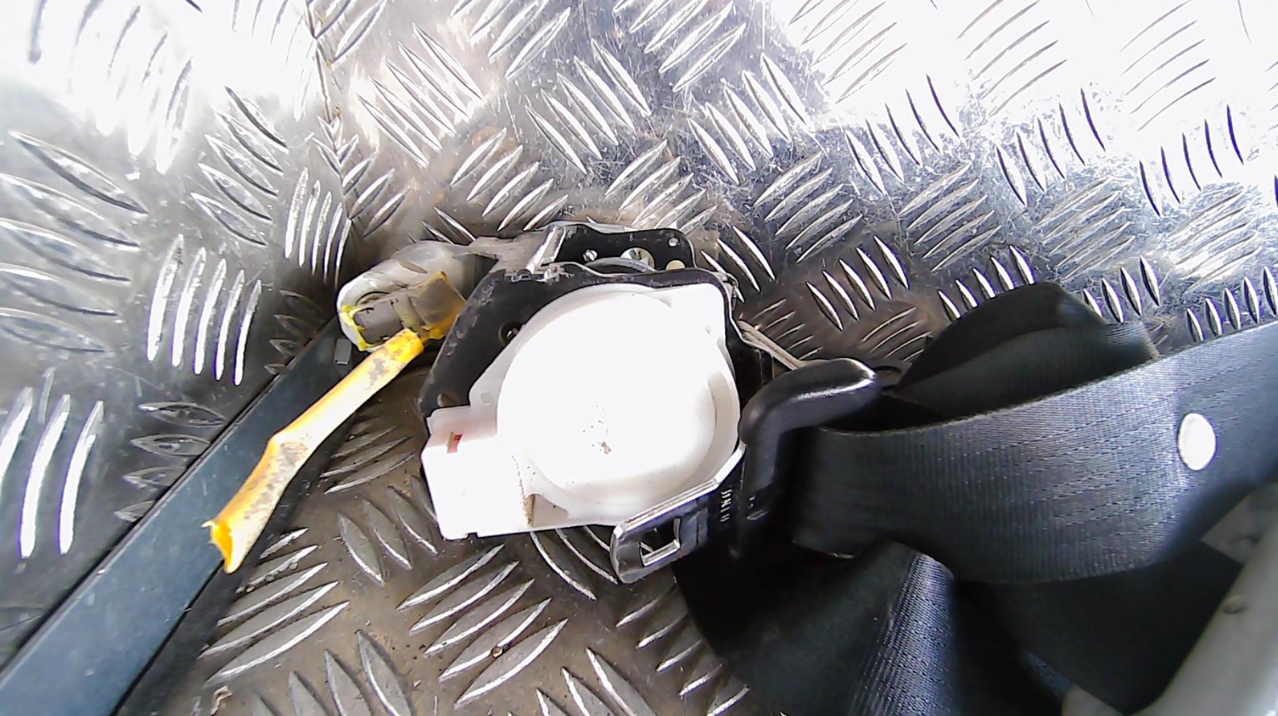 Ceinture avant gauche MAZDA 5 1 PHASE 1 Diesel - 1