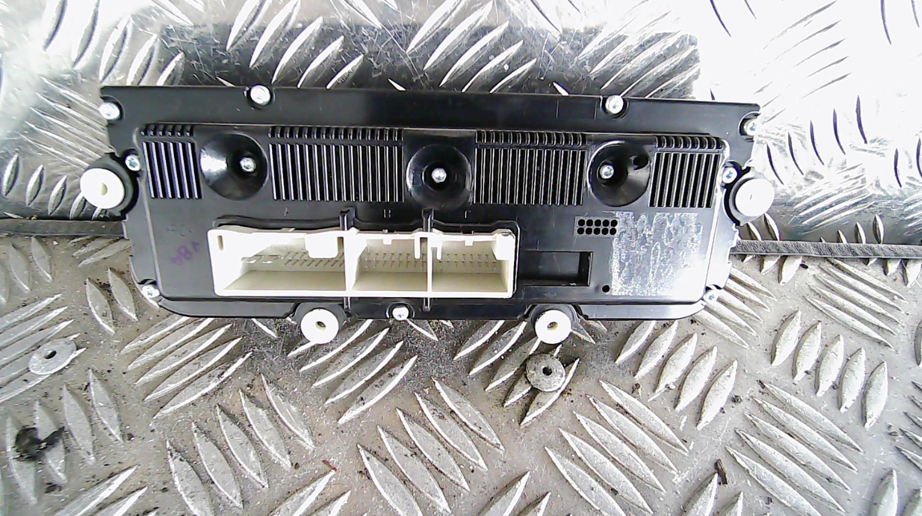 Commande chauffage SKODA OCTAVIA 2 PHASE 1 Diesel - 1