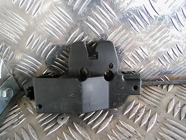 Serrure de hayon CITROEN C4 1 PHASE 1 Diesel - 1