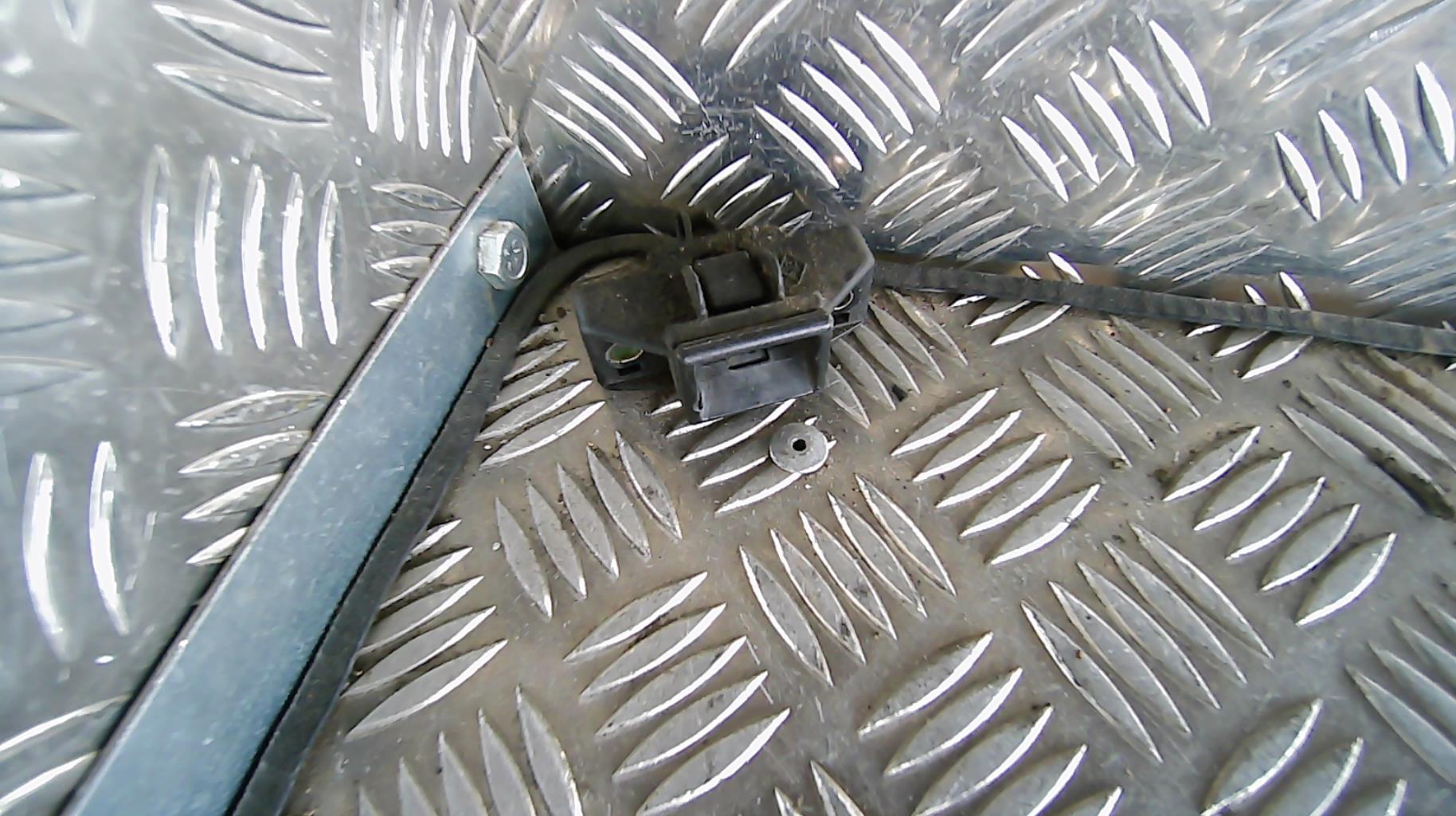 Serrure de hayon RENAULT SCENIC 1 PHASE 2 Diesel - 1