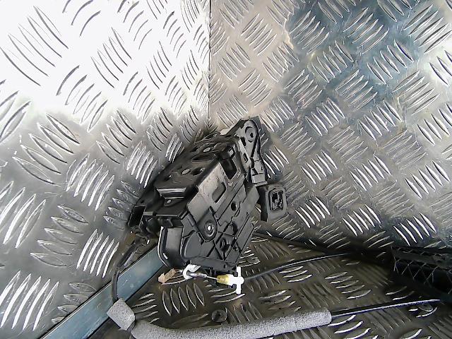 Serrure avant gauche VOLKSWAGEN GOLF 6 Essence - 1