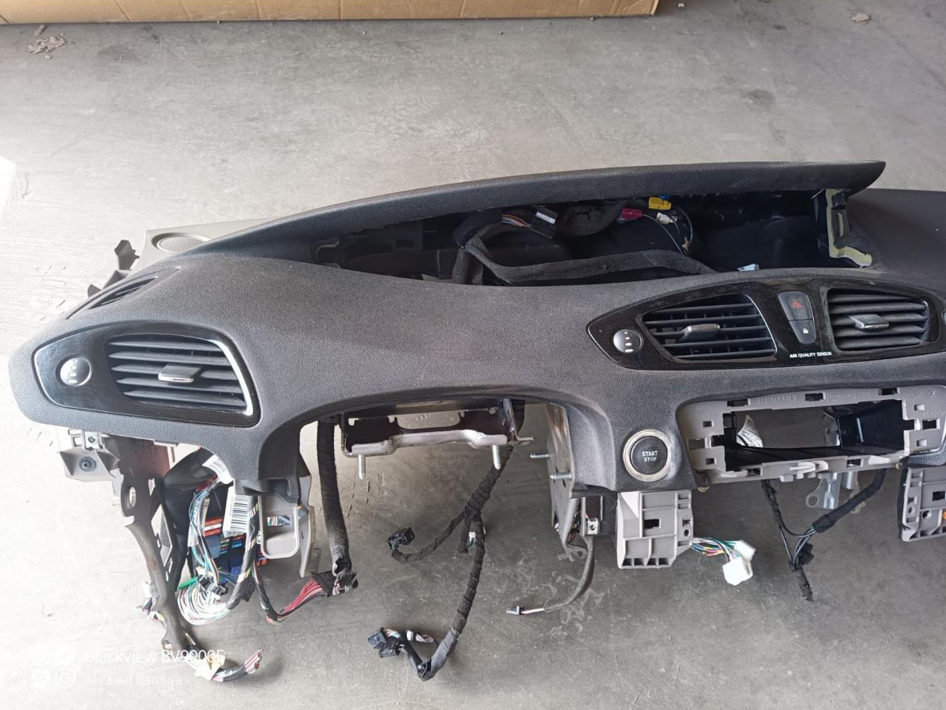 Tableau de bord RENAULT SCENIC 3 PHASE 2 Diesel - 1