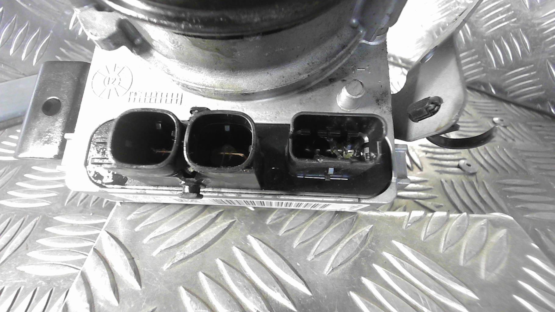 Pompe de direction CITROEN C4 2 PHASE 1 Essence - 1