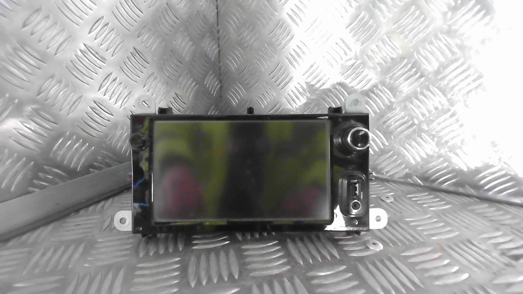 Ecran GPS RENAULT CLIO 4 PHASE 1 Diesel - 1