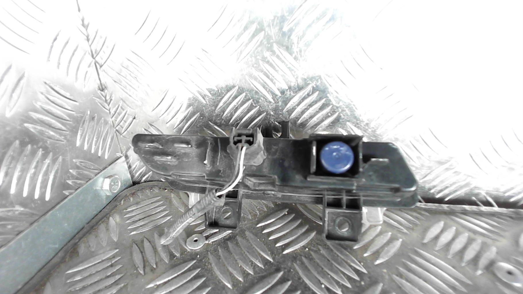 Feu diurne avant gauche RENAULT CLIO 4 PHASE 1 Diesel - 1