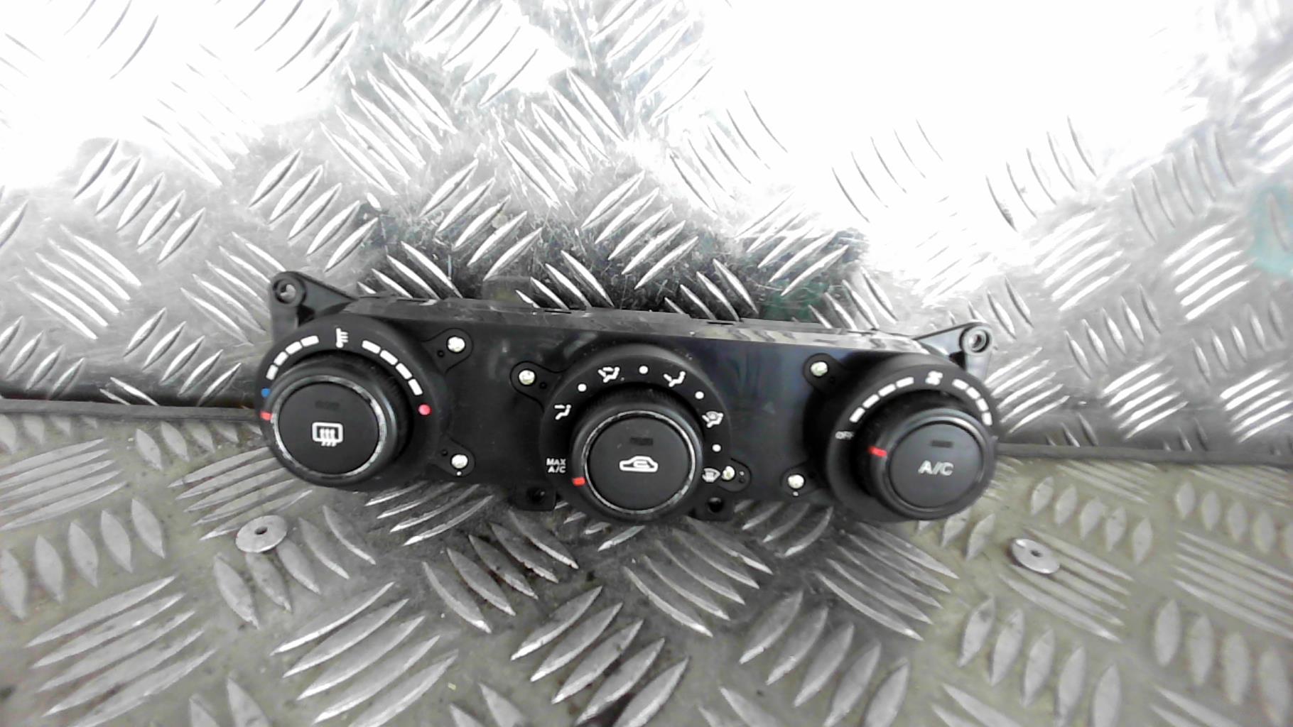 Commande chauffage KIA CEE-D 1 PHASE 1 Diesel - 1