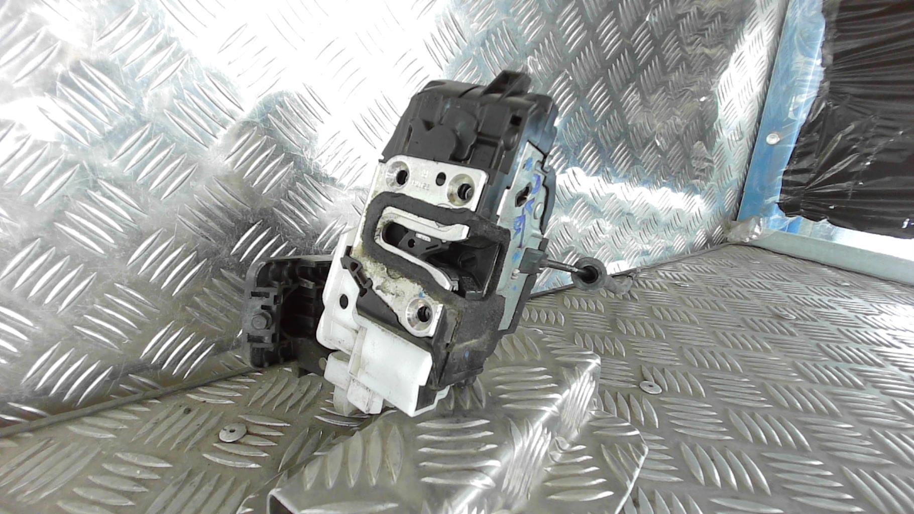 Serrure avant droit KIA CEE-D 1 PHASE 1 Diesel - 1