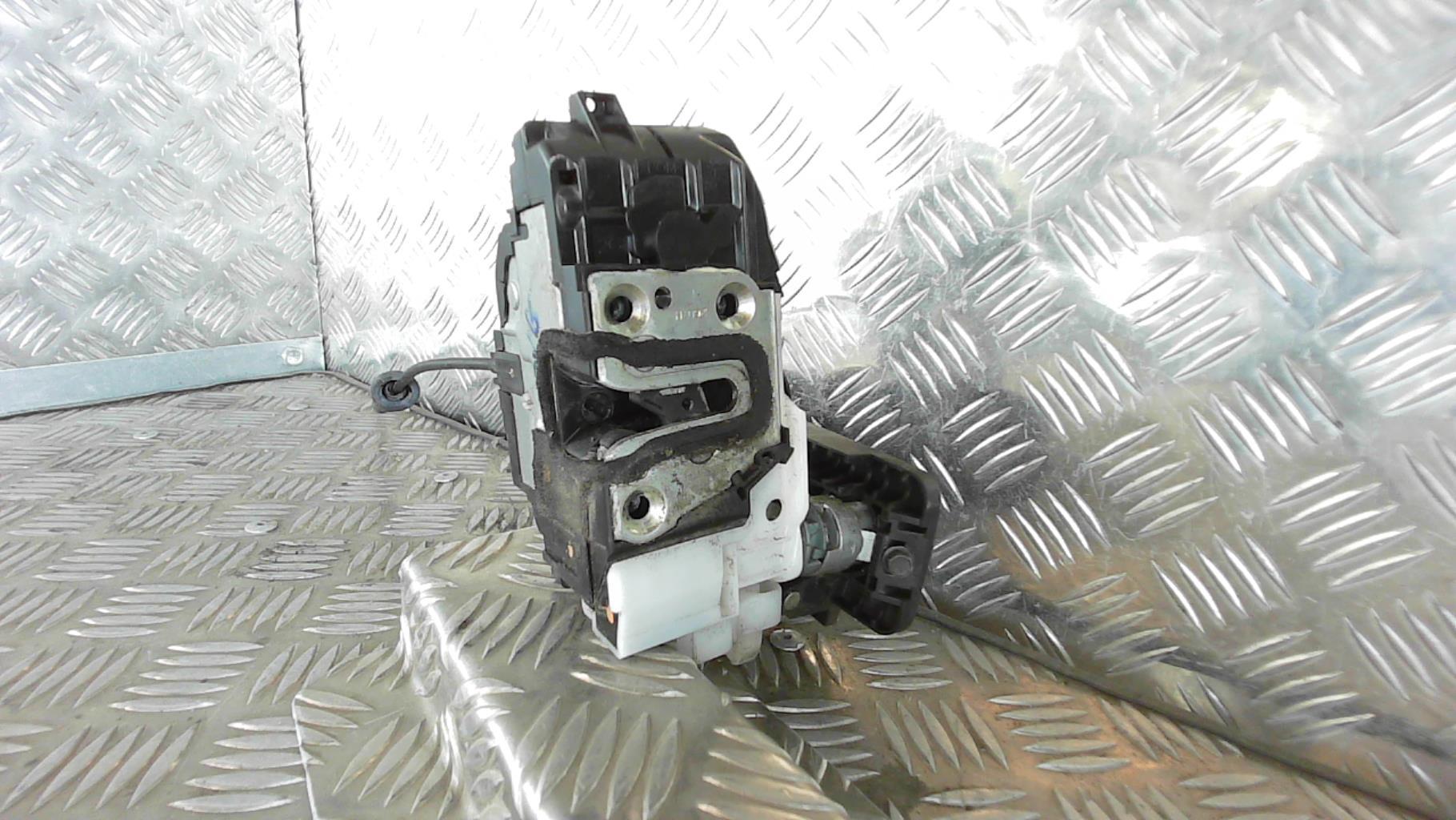 Serrure avant gauche KIA CEE-D 1 PHASE 1 Diesel - 1