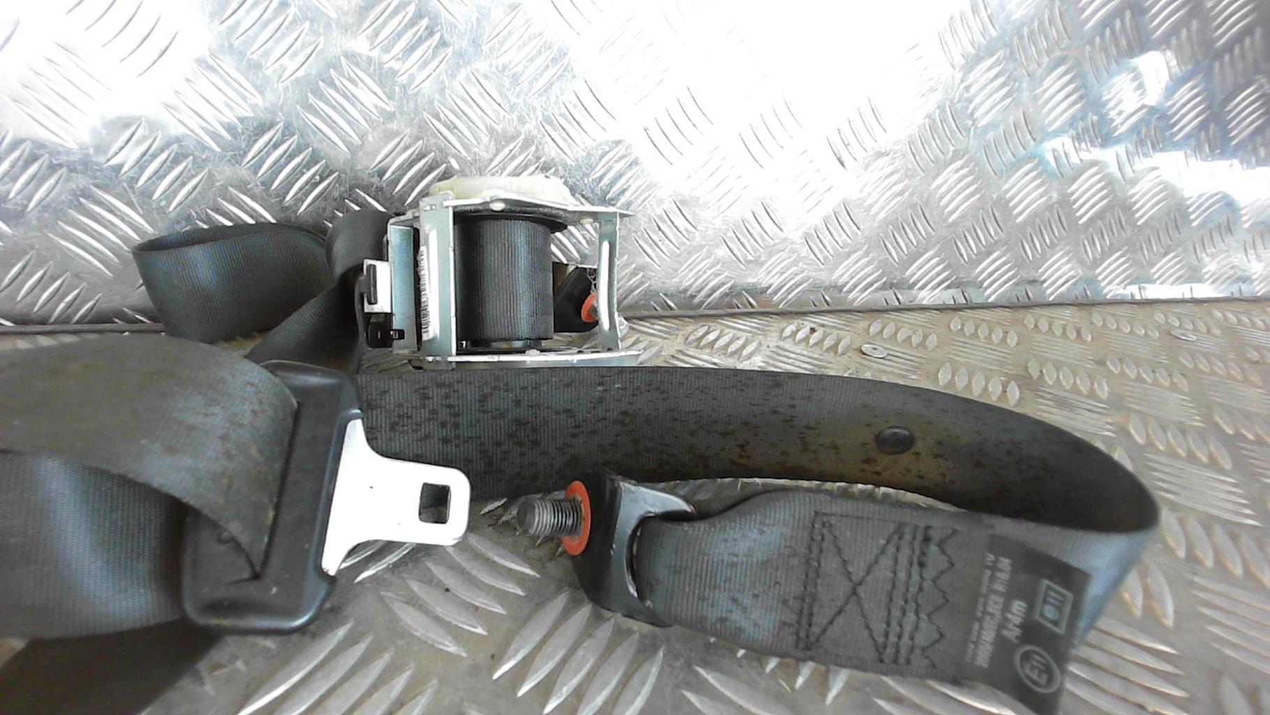 Ceinture arriere droit KIA CEE-D 1 PHASE 1 Diesel - 1