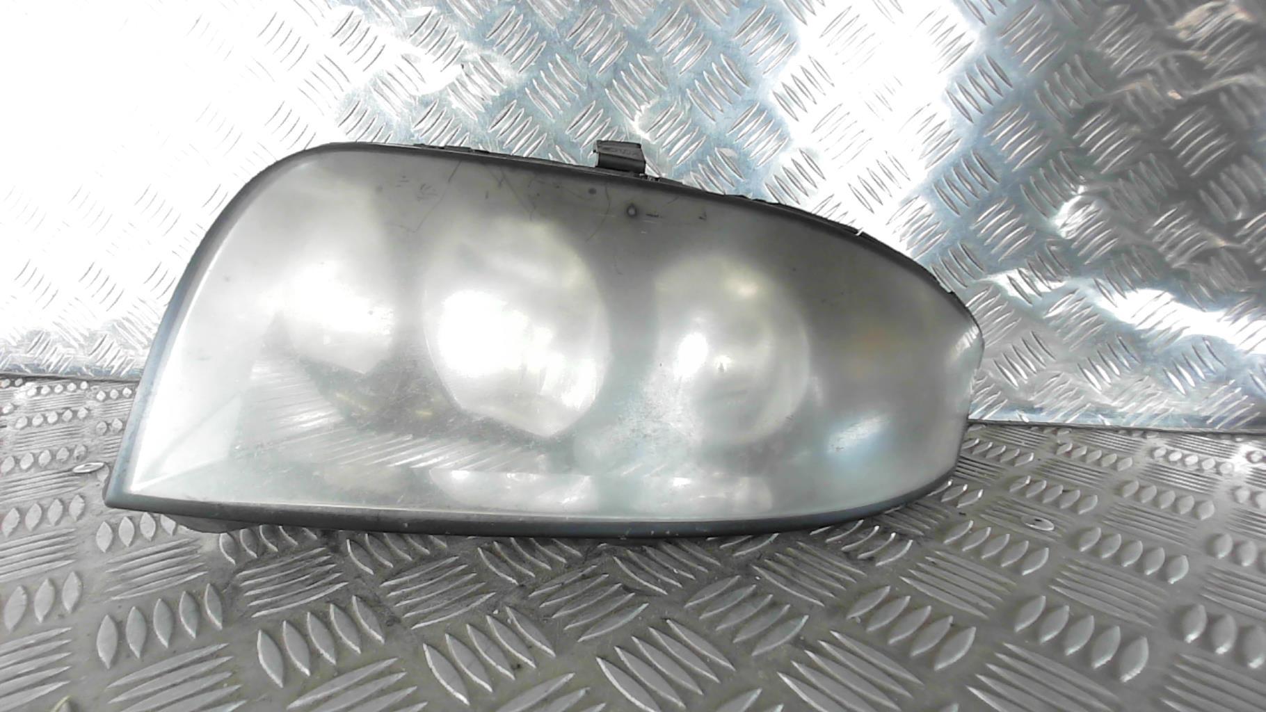Optique avant principal gauche (feux)(phare) AUDI A2 Diesel - 1