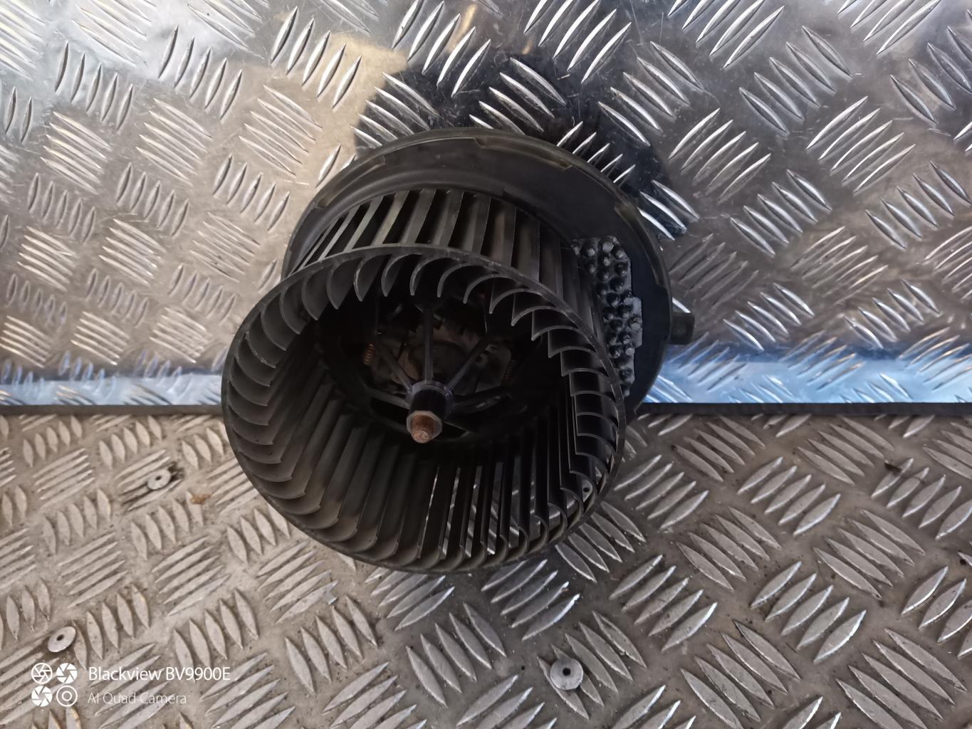 Ventilateur chauffage VOLKSWAGEN PASSAT 6 BREAK Diesel - 1