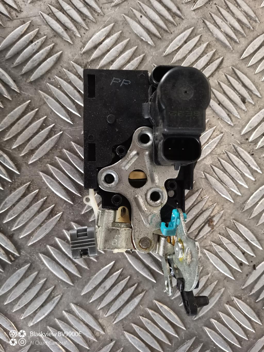 Serrure arriere droit CHEVROLET AVEO 1 Essence - 1