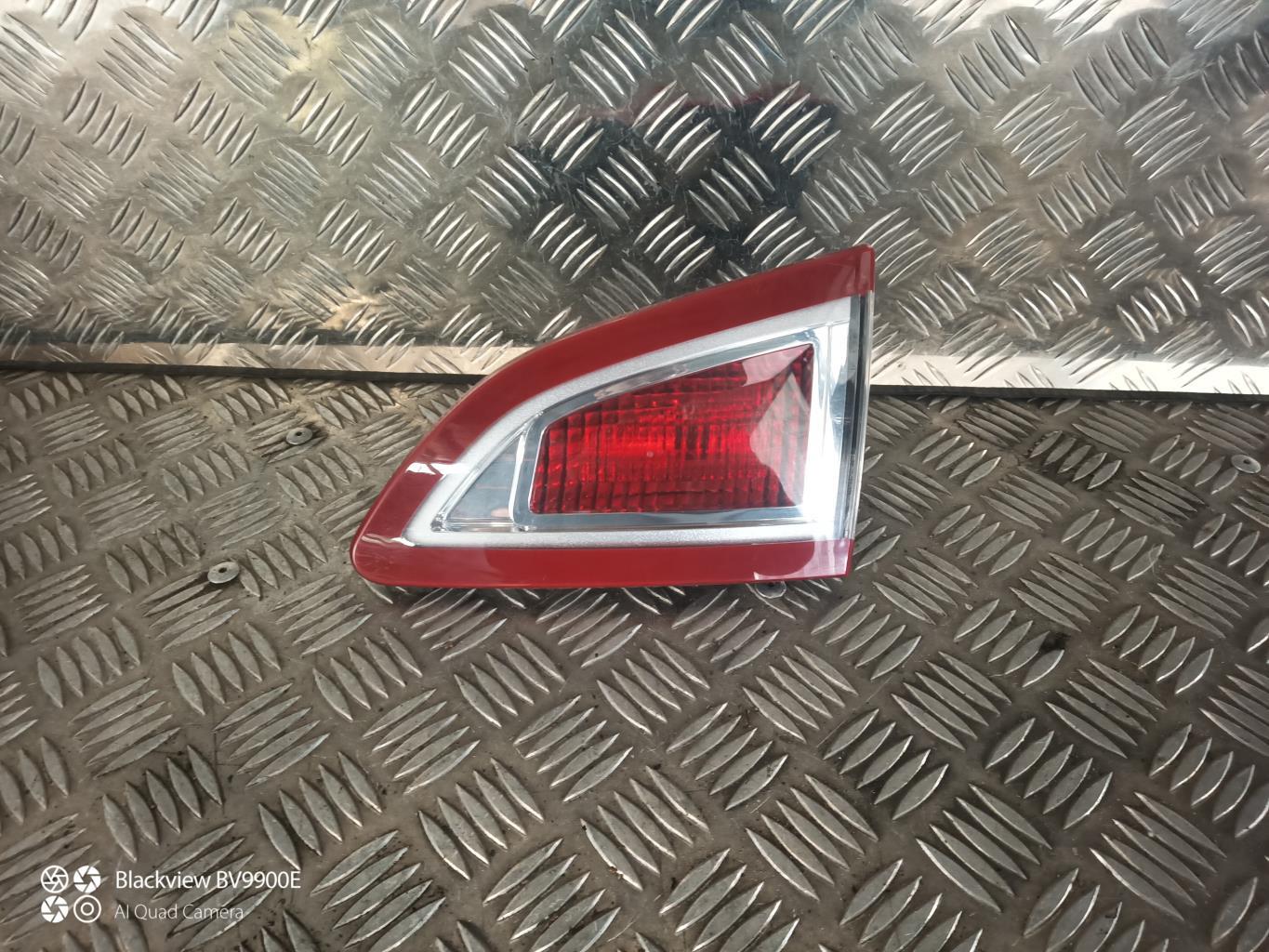 Feu arriere secondaire droit (feux) RENAULT SCENIC 3 PHASE 1 Diesel - 1