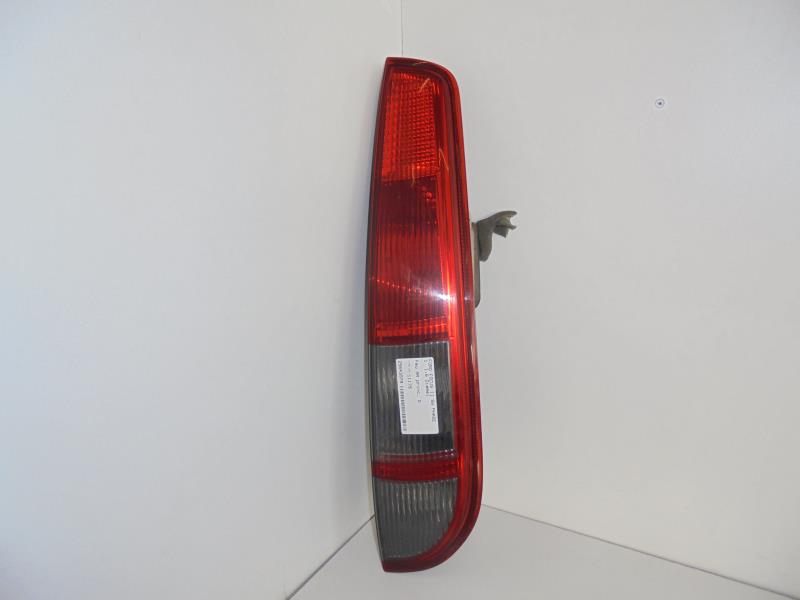Fanale posteriore principale destro (luci) FORD FOCUS 2 PHASE 1 BREAK Diésel - 1
